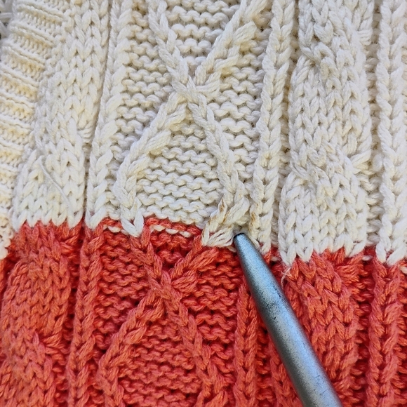 Vintage L Simbury Striped Cable Knit Sweater Vest Grandmacore Size Medium - Picture 11 of 13